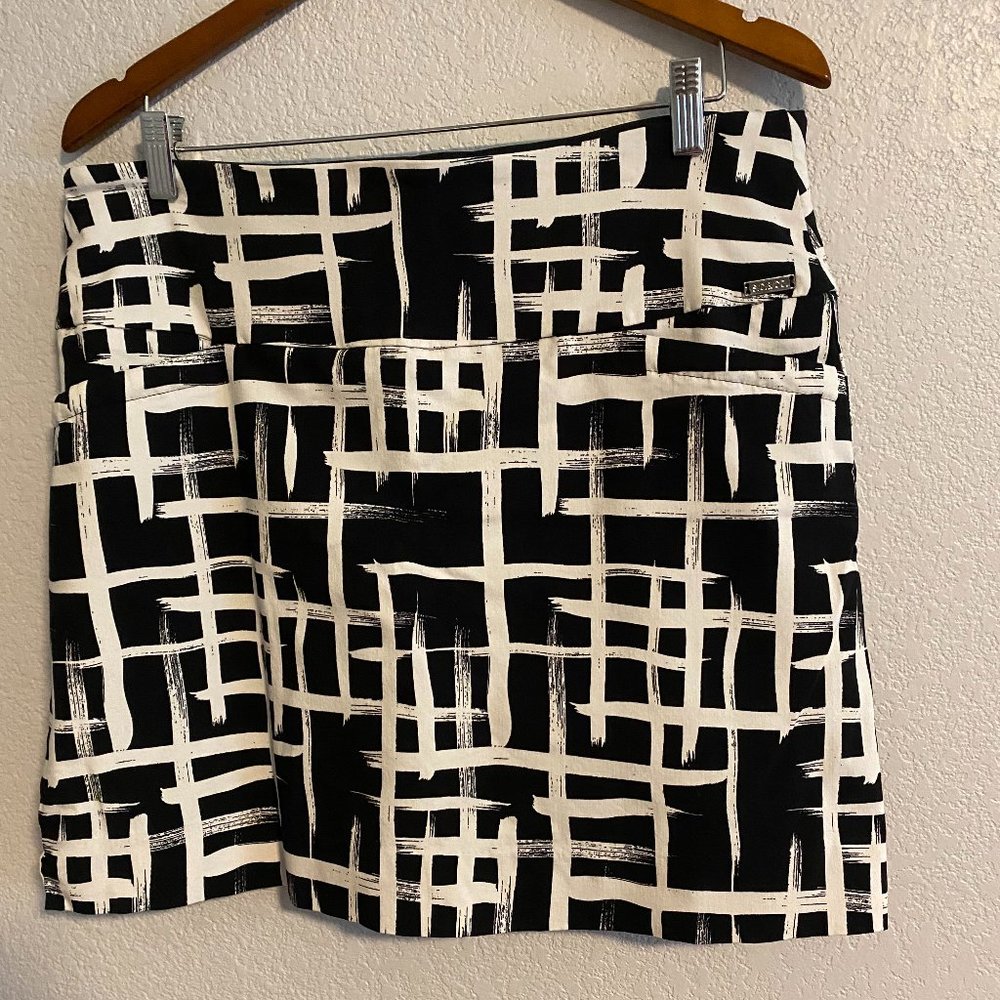Black and White Patterned Skort